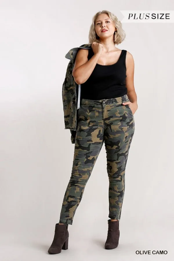 Umgee Green Camo Slim Leg Plus Pants With Zipper Detail